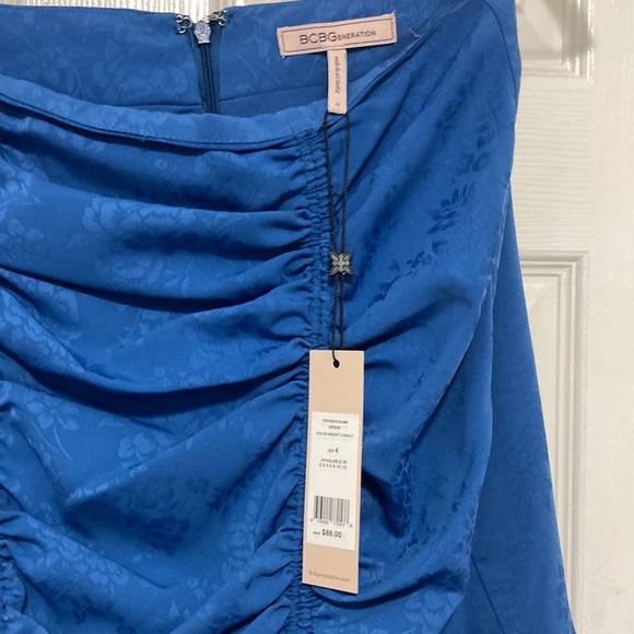 NWT BCBG generation periwinkle size 4 skirt - Picture 3 of 5